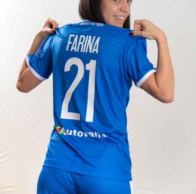 21 Gaia Farina