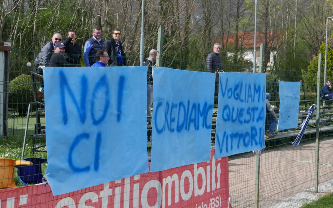 Allenamento con tifo e striscioni: sale la febbre per Juve-BCF