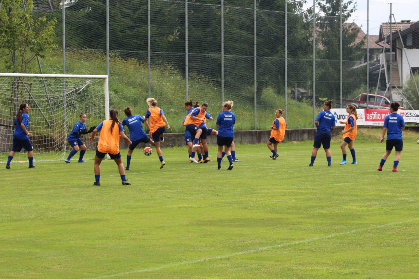 <a href="https://www.bresciacalciofemminile.it/primo-giorno-ritiro-le-leonesse-borno/" aria-label="Leggi di più su Primo giorno di ritiro per le Leonesse a Borno">Primo giorno di ritiro per le Leonesse a Borno</a>