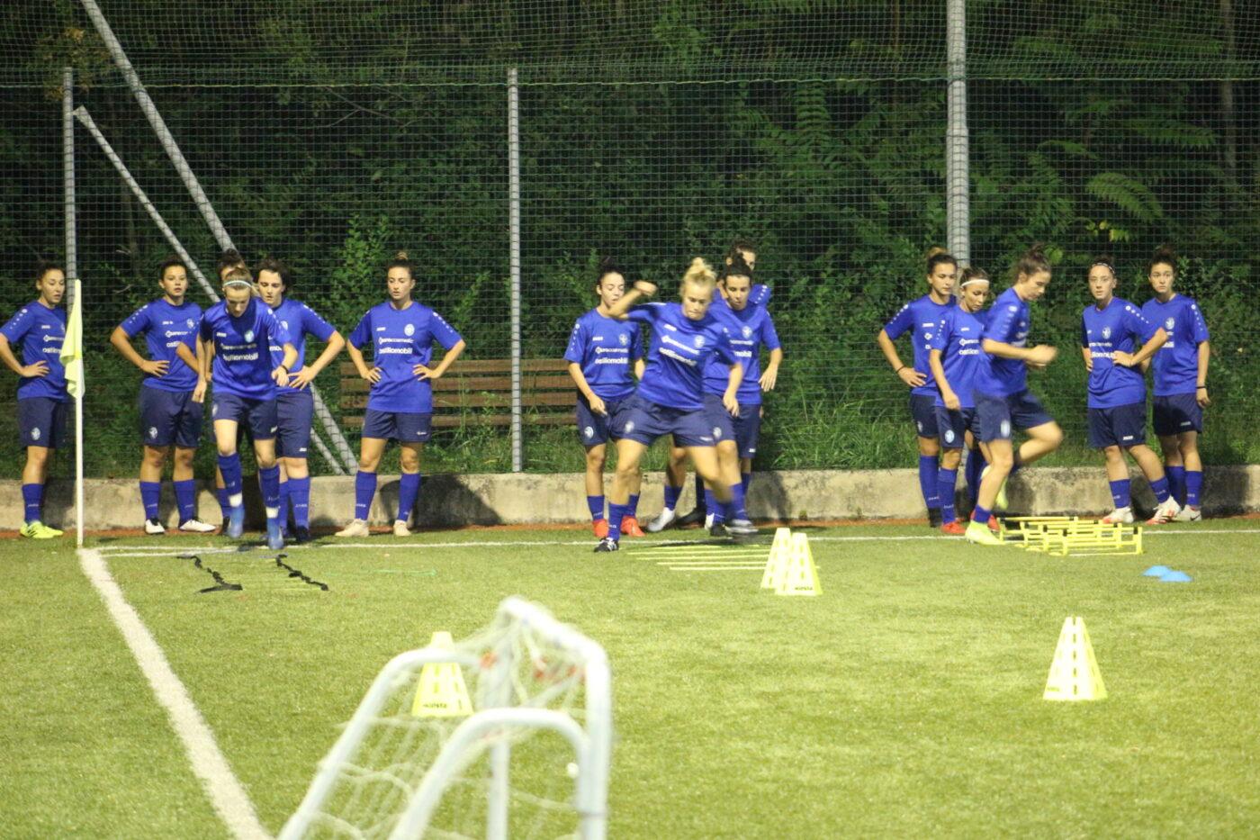 <a href="https://www.bresciacalciofemminile.it/ancora-vicenza-per-linizio-della-serie-b-femminile/" aria-label="Leggi di più su Ancora Vicenza per l’inizio della Serie B femminile">Ancora Vicenza per l’inizio della Serie B femminile</a>