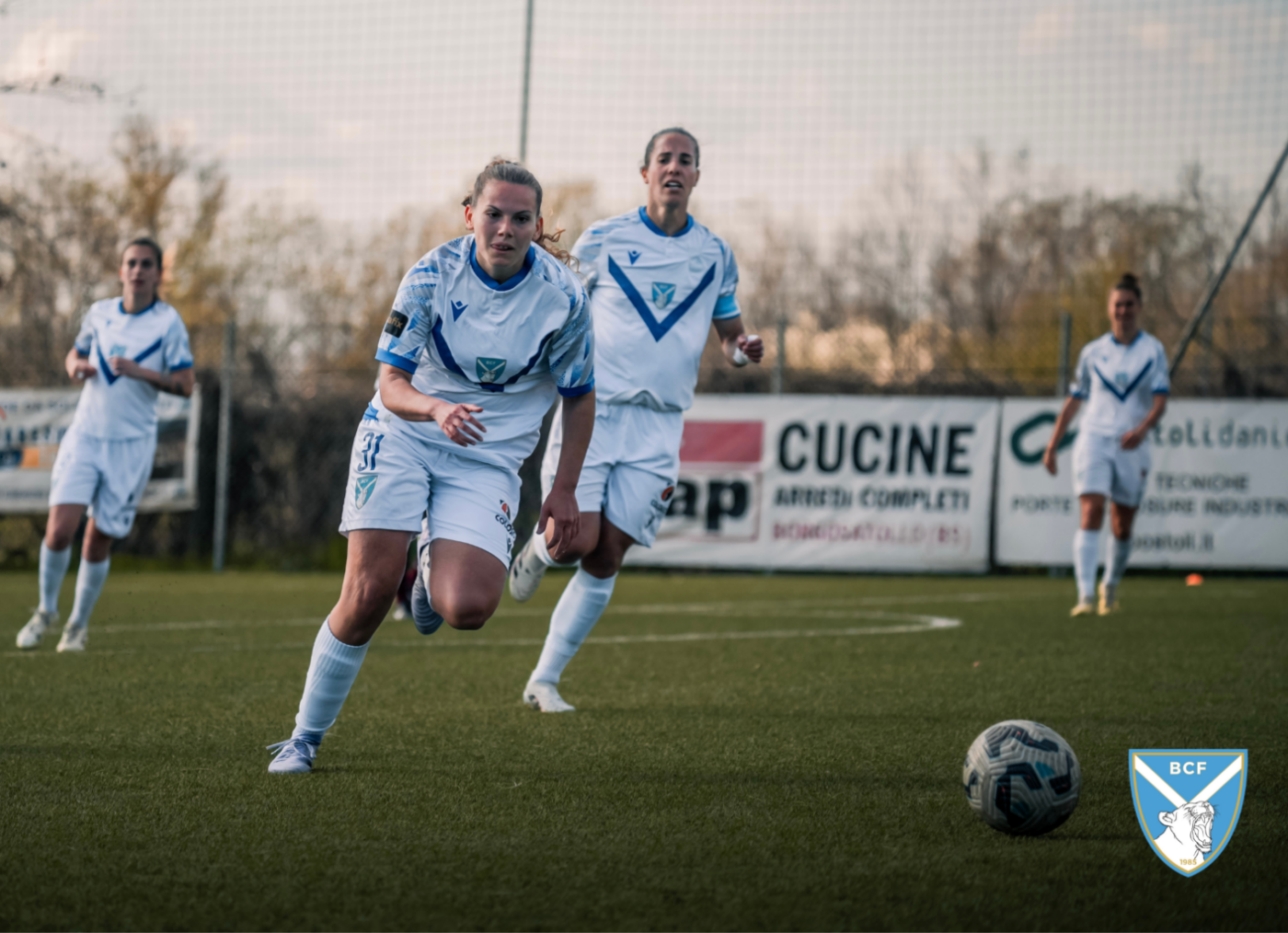 <a href="https://www.bresciacalciofemminile.it/brescia-la-volata-finale-si-apre-in-casa-dellorobica/" aria-label="Leggi di più su Brescia, la volata finale si apre in casa dell’Orobica">Brescia, la volata finale si apre in casa dell’Orobica</a>